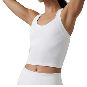NWT Athleta Horizon Cropped Tank Bright White size M